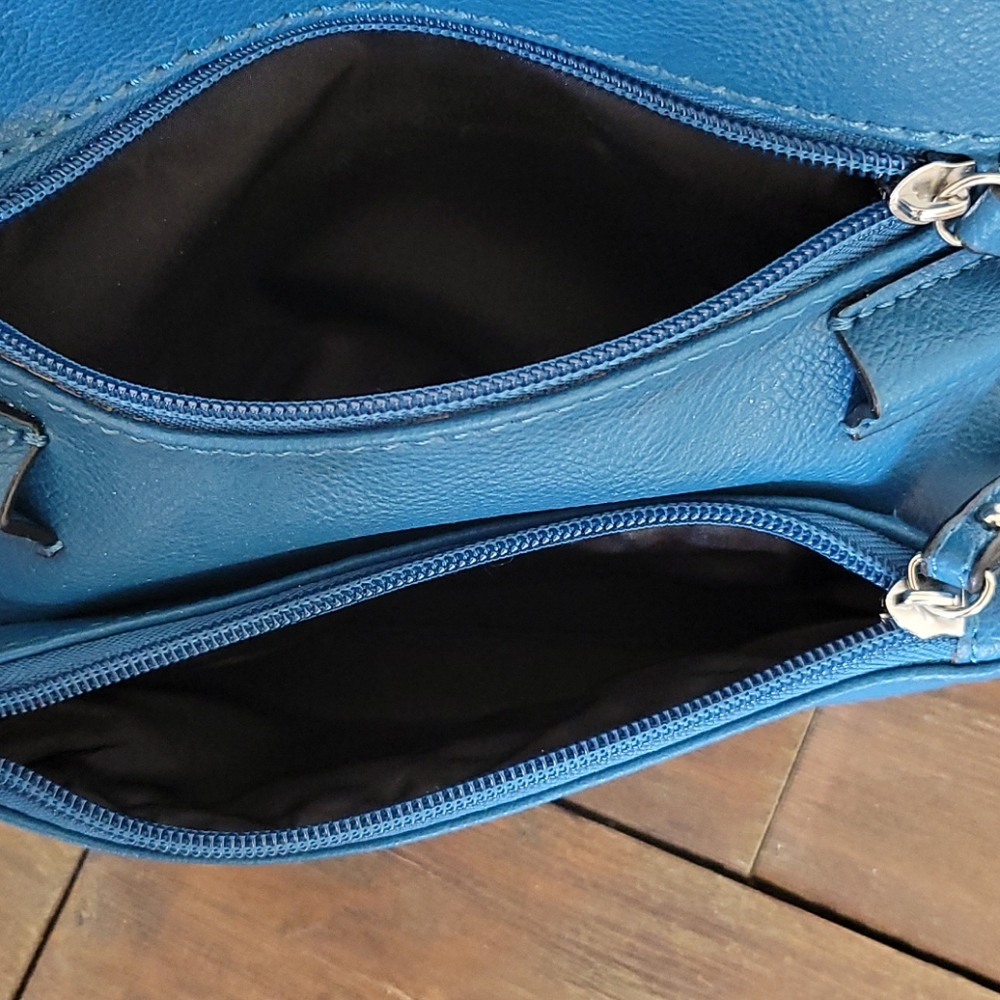 Nine west turquoise wristlet - Picture 5 of 6